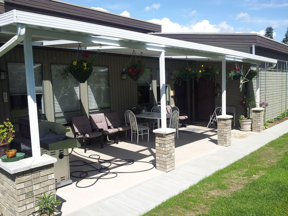 patio cover posts with nice rock work
