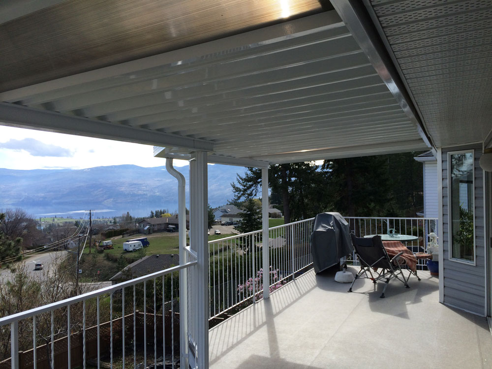sun shining through patio cover skylight